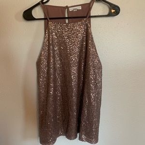 Buckle sequence tank top